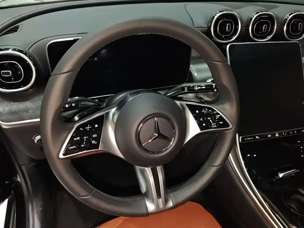 Mercedes-Benz GLC 2023 — фото 4