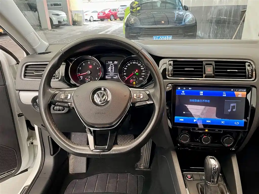 Volkswagen Sagitar 2018 — фото 12