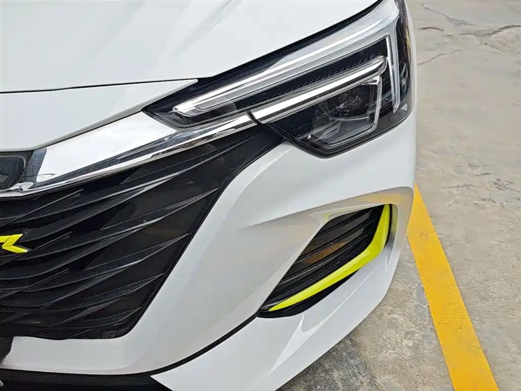 Roewe i6 MAX 2021 — фото 24