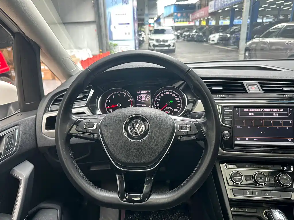 Volkswagen Touran 2020 — фото 19