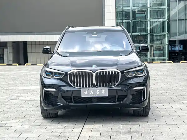 BMW X5 2023