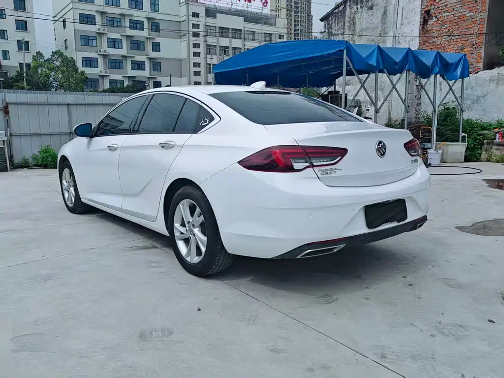 Buick Regal 2021 — фото 17