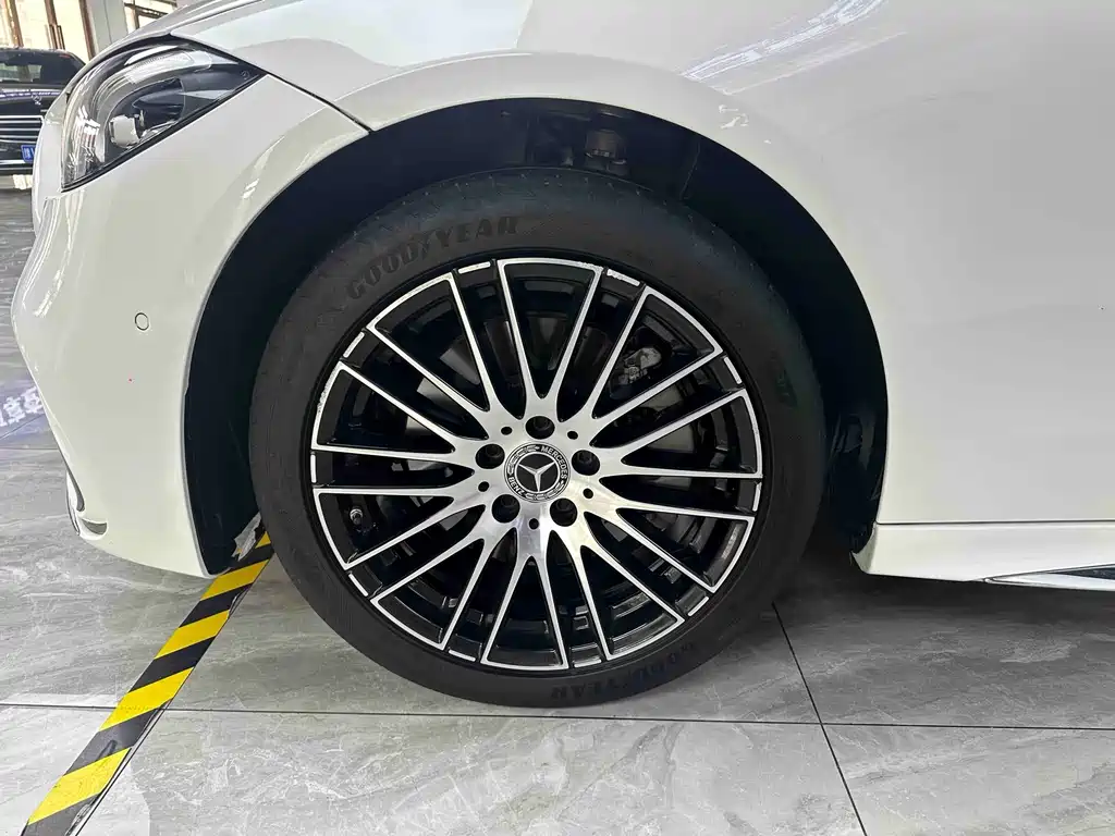 Mercedes-Benz C-Class 2022 — фото 11