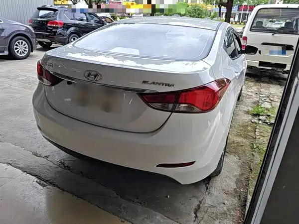 Hyundai Elantra Langdong 2016