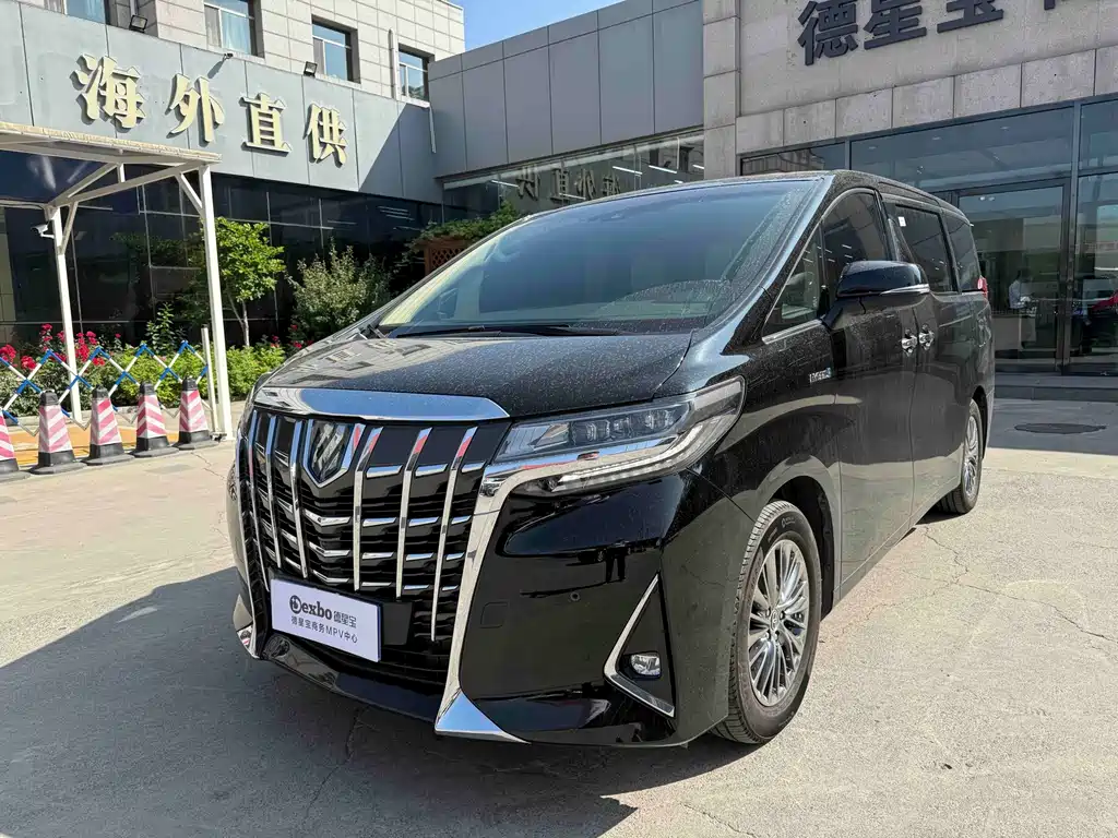 Toyota Alphard 2022 — фото 1