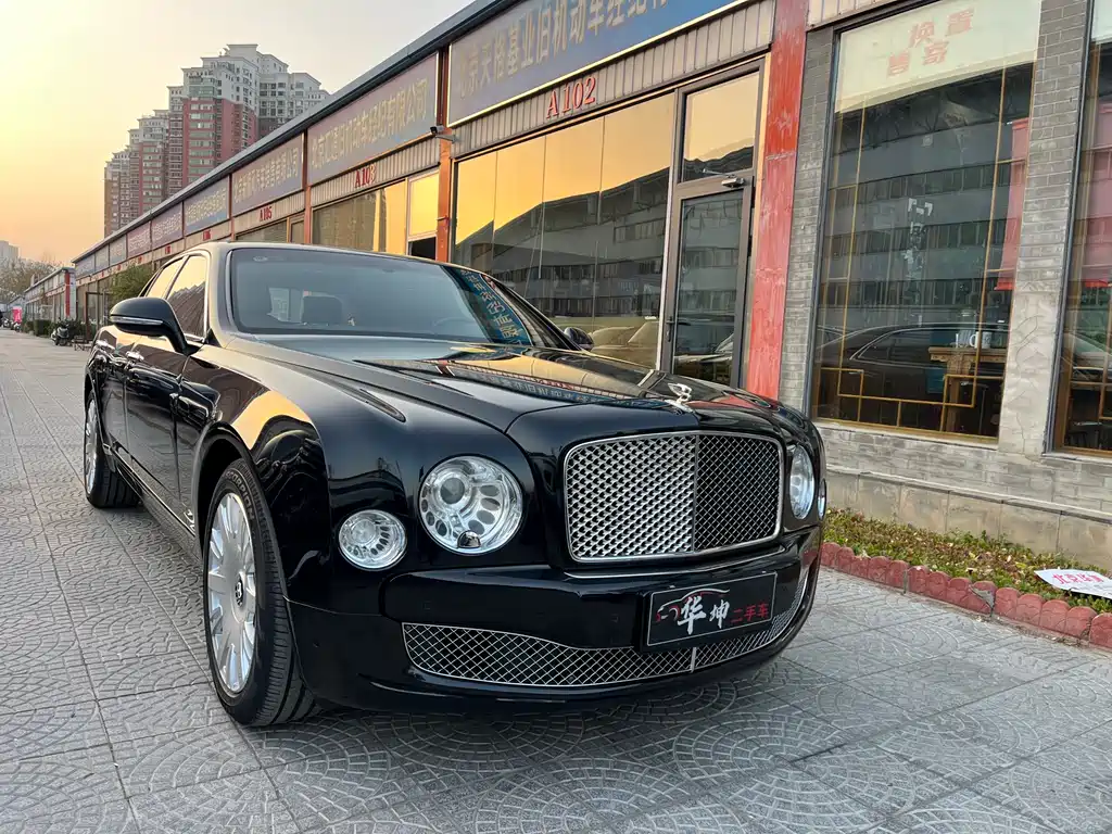 Bentley Mulsanne 2013 — фото 17
