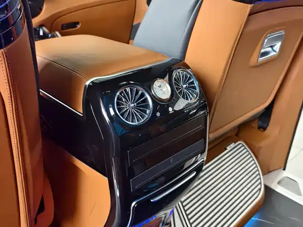 Mercedes-Benz Vito 2023