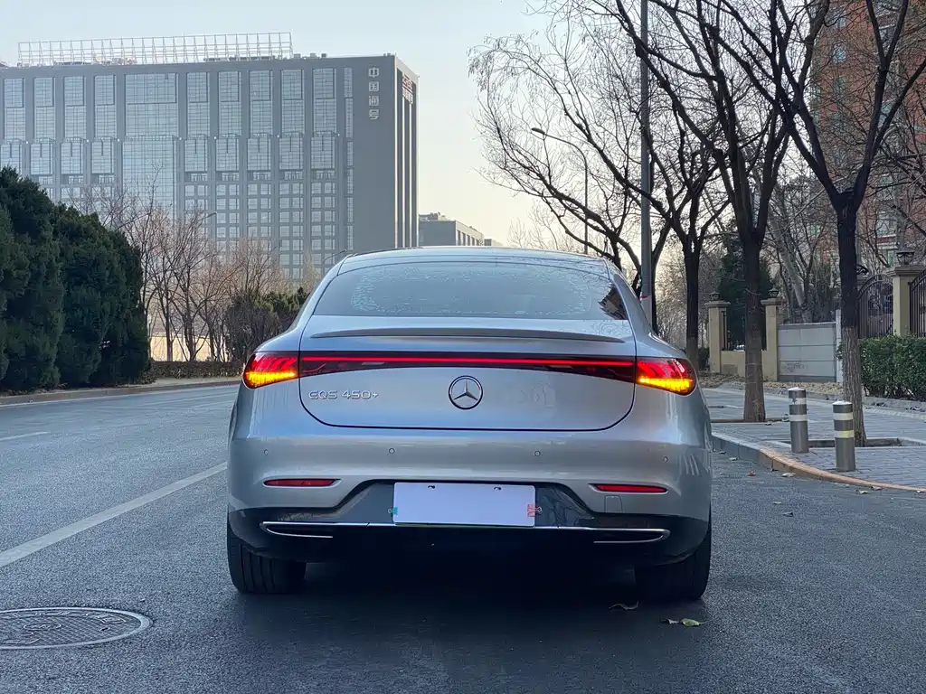 Mercedes-Benz EQS 2024 — фото 17