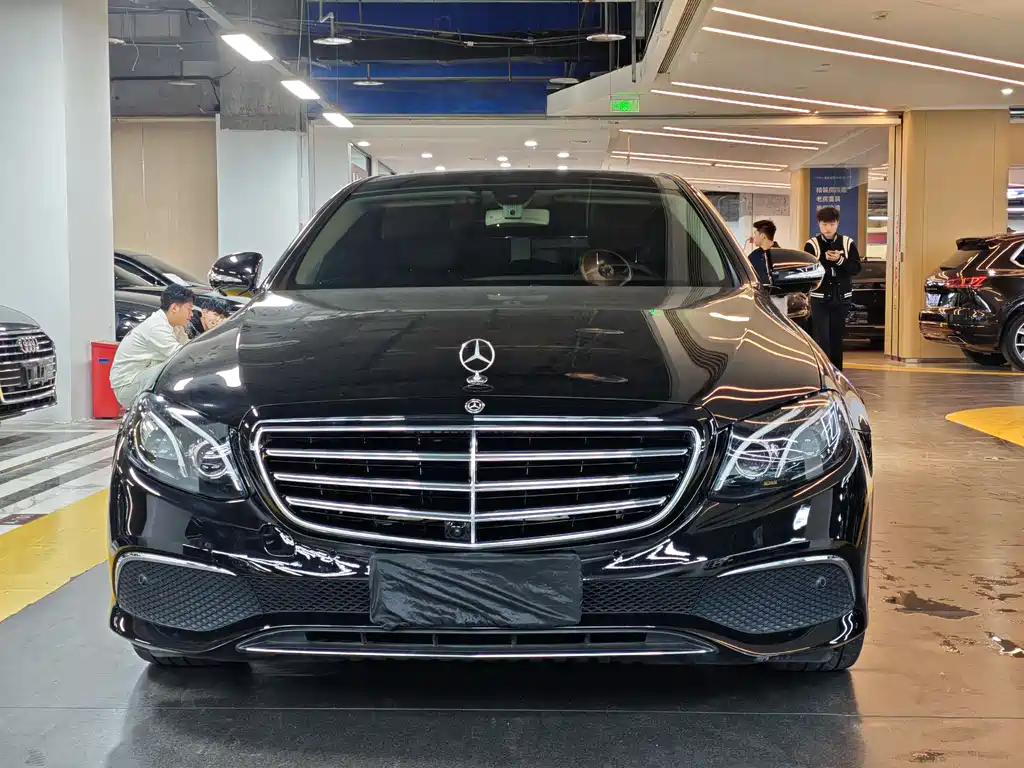 Mercedes-Benz E-Class 2019 — фото 2