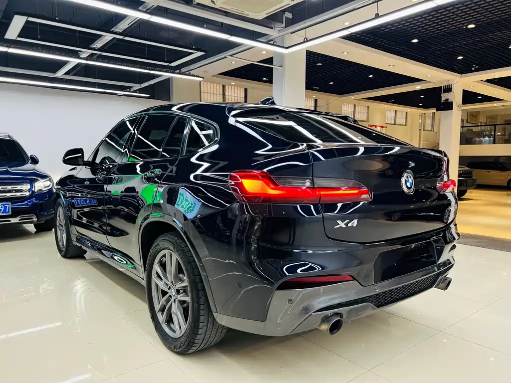 BMW X4 2019 — фото 16