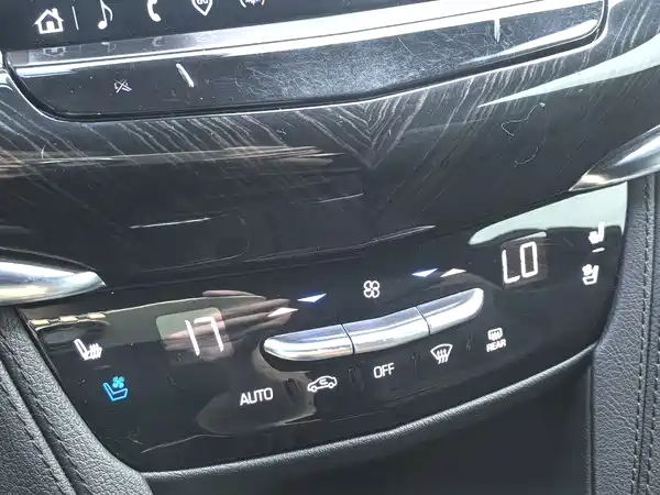 Cadillac XT6 2021