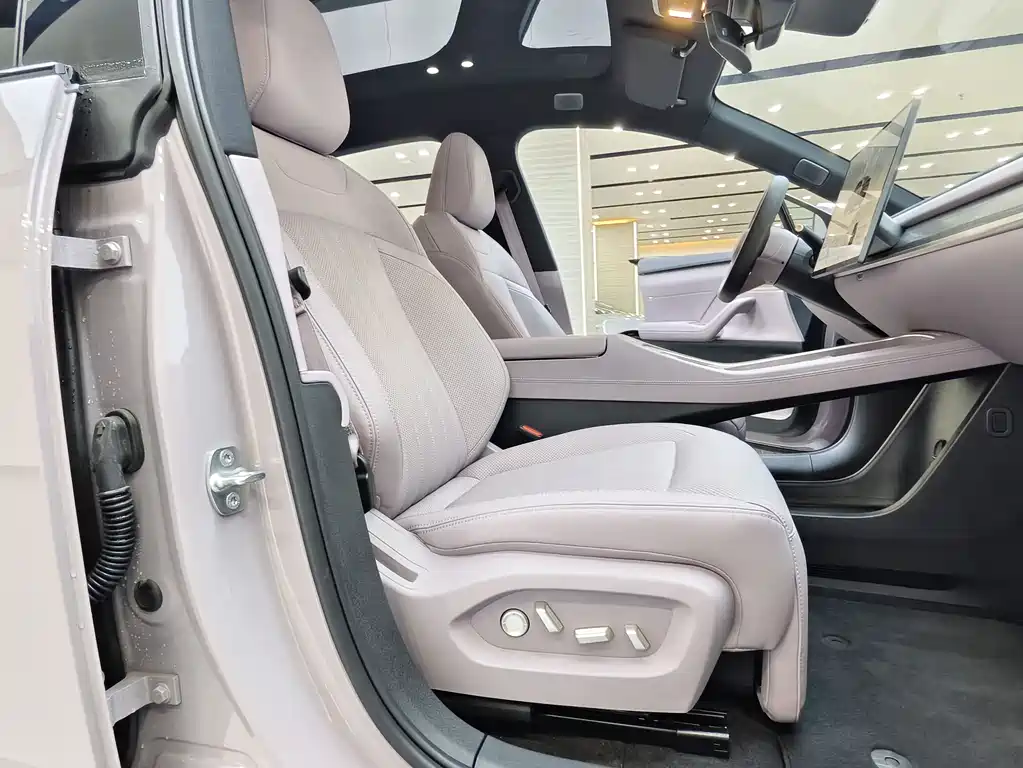 ONVO L60 2025
