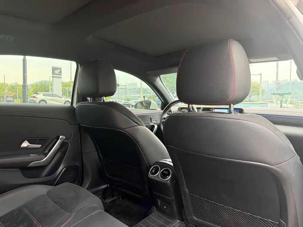Mercedes-Benz A-Class 2023 — фото 10