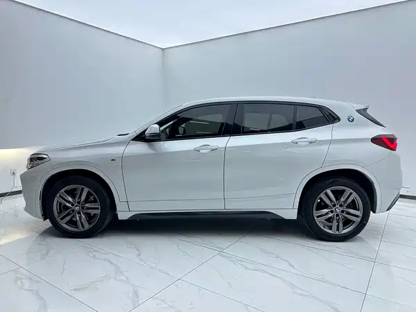 BMW X2 2021