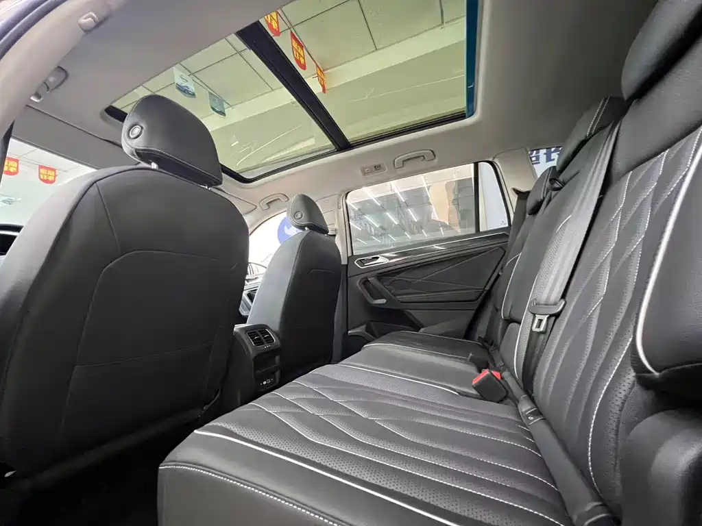 Volkswagen Tiguan L 2023