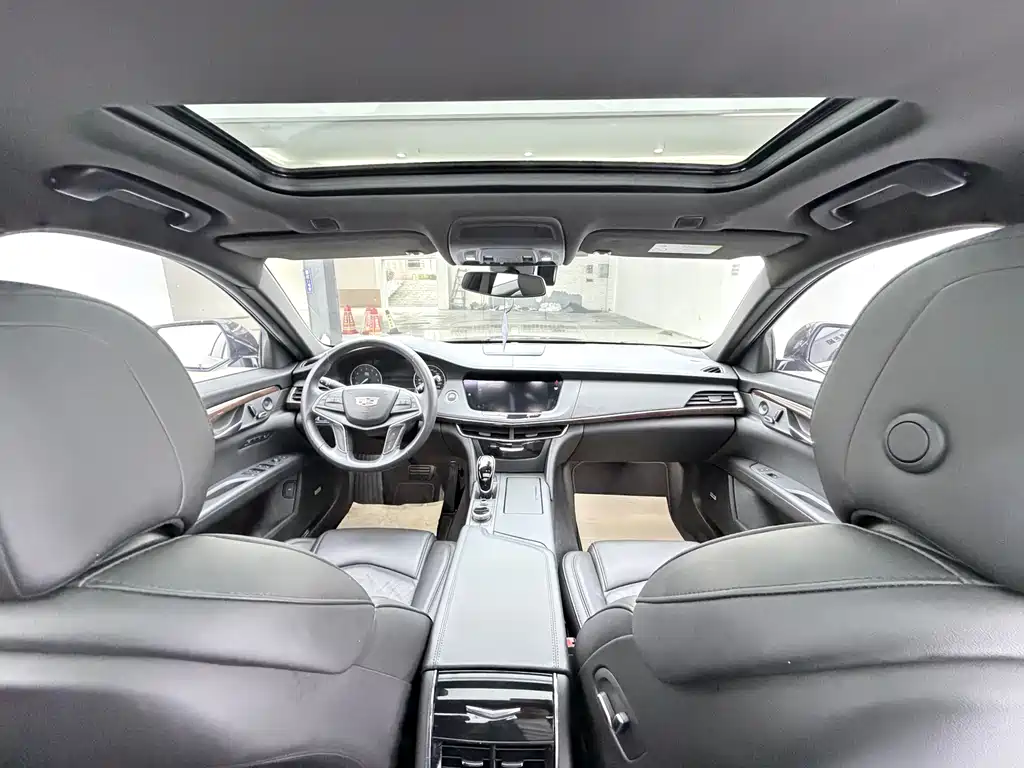 Cadillac CT6 2023 — фото 11
