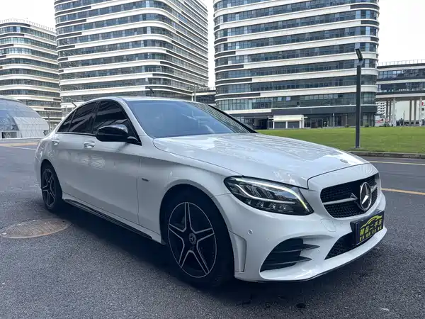 Mercedes-Benz C-Class 2020