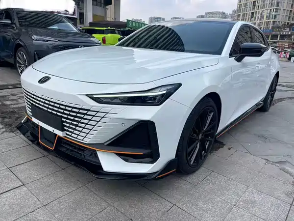 Changan UNI-V 2022