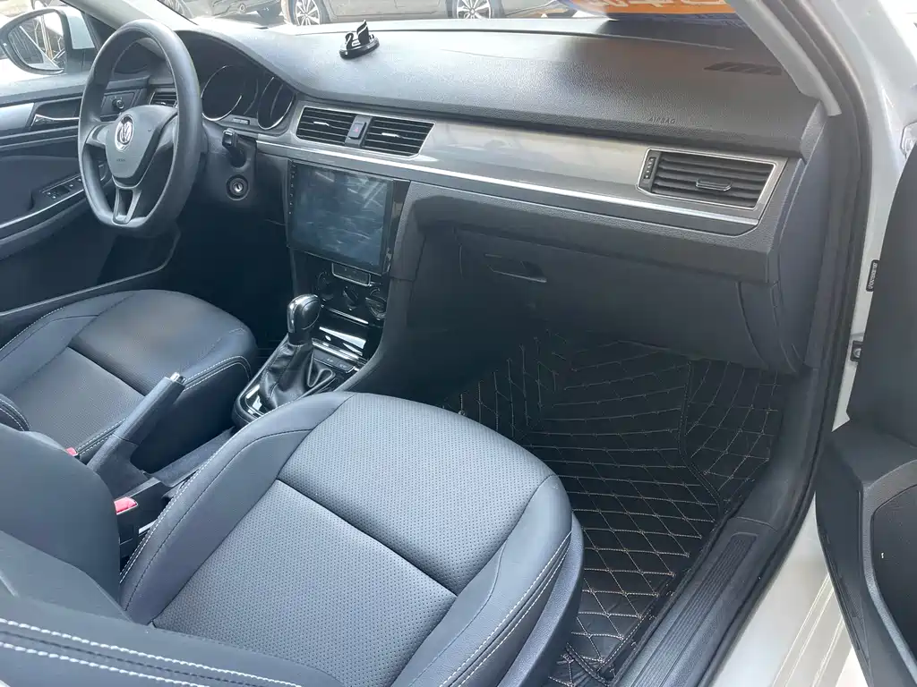 Volkswagen Bora 2021