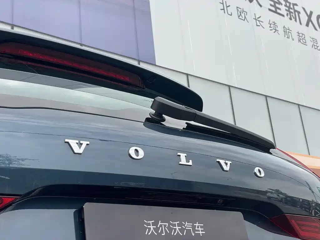 Volvo XC60 2026 — фото 14