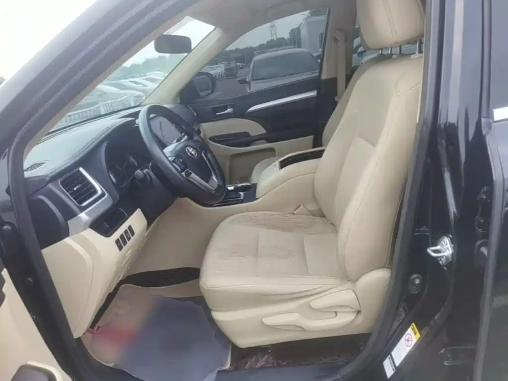 Toyota Highlander 2017 — фото 15