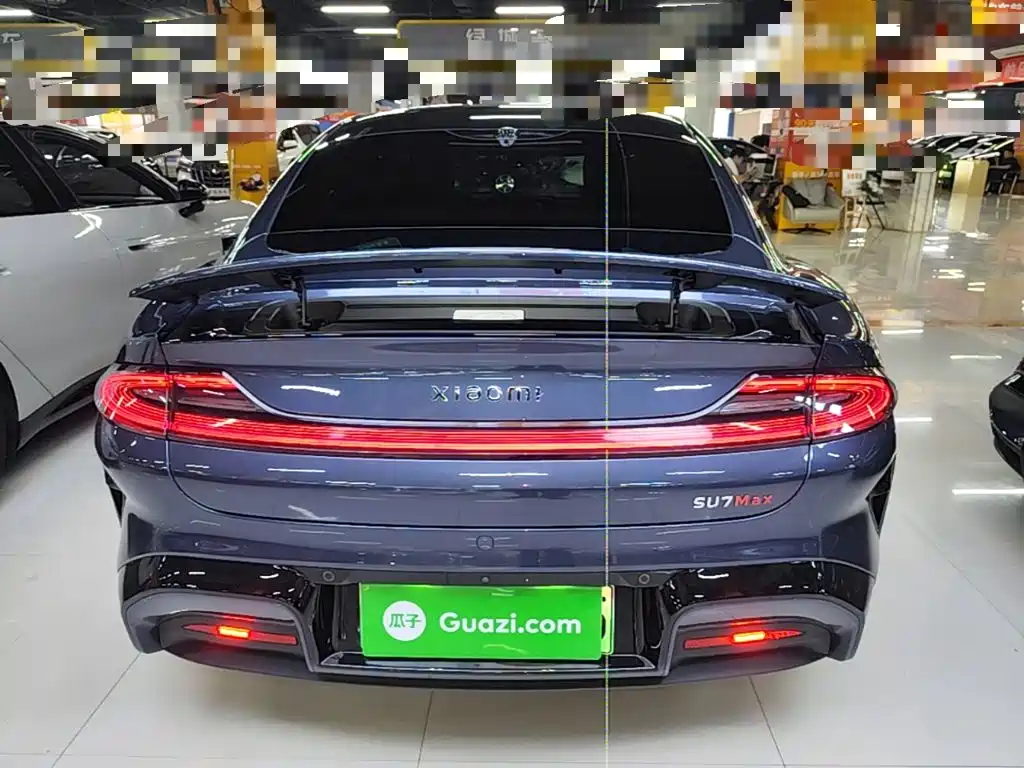 Xiaomi SU7 2025