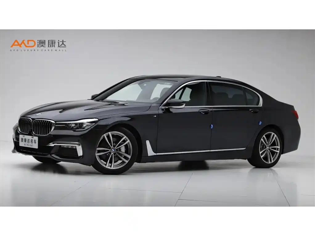 BMW 7 Series 2018 — фото 1