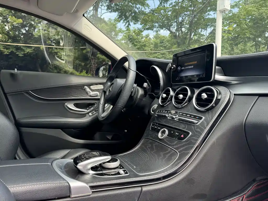 Mercedes-Benz C-Class 2017 — фото 13