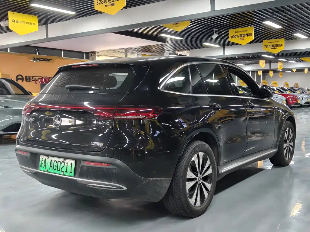 Mercedes-Benz EQC 2022 — фото 5
