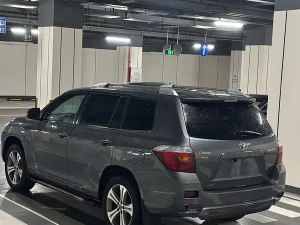 Toyota Highlander 2010