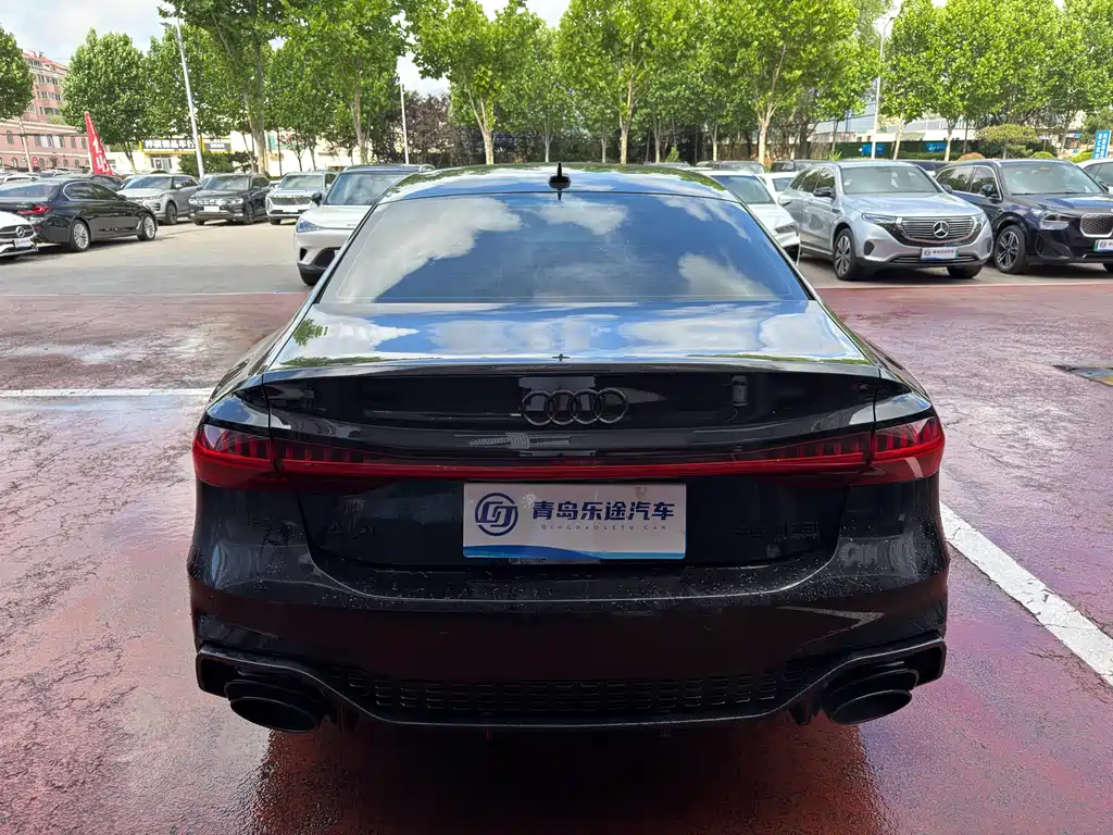 Audi A7L 2024