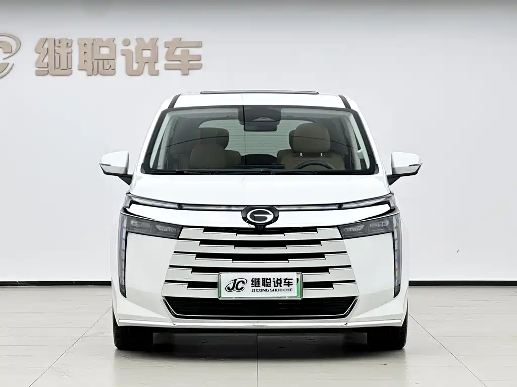 GAC Trumpchi E8 PHEV 2024 — фото 4