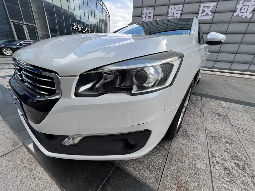 Peugeot 508 2017 — фото 18