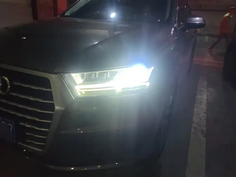 Audi Q7 2016