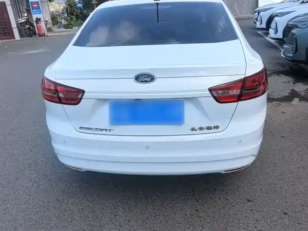 Ford Escort 2017