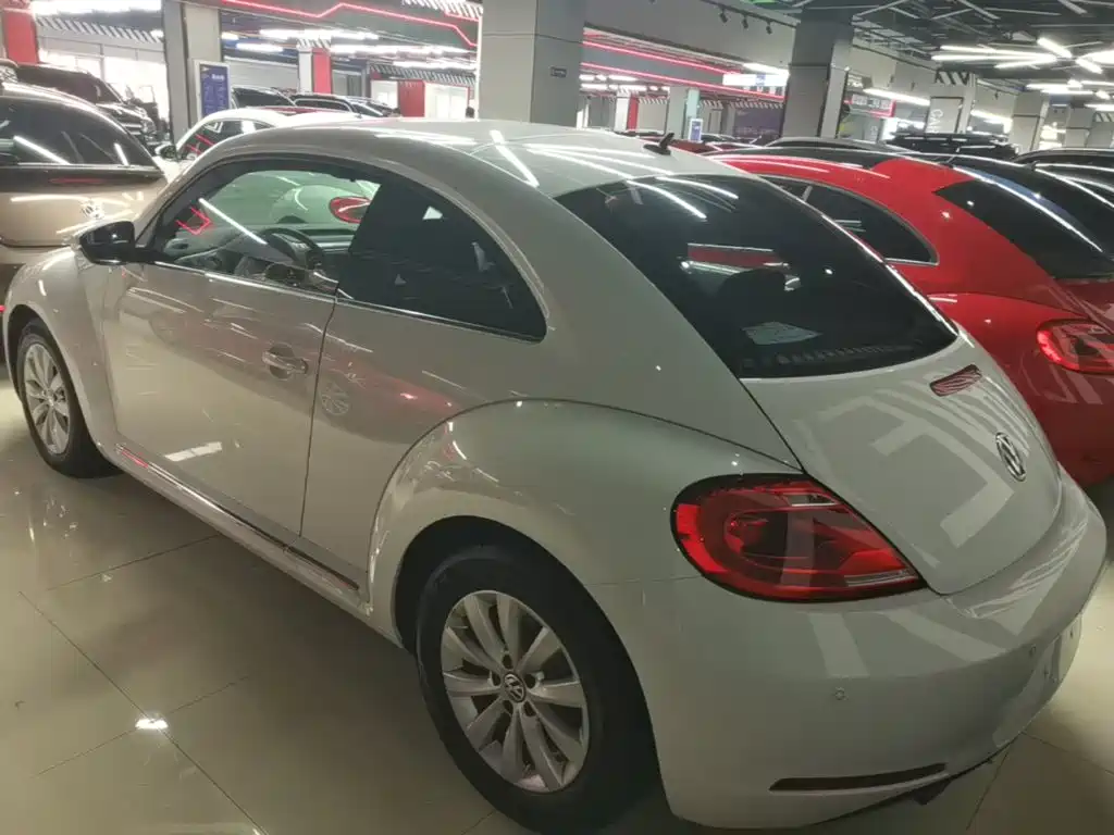 Volkswagen Beetle 2016