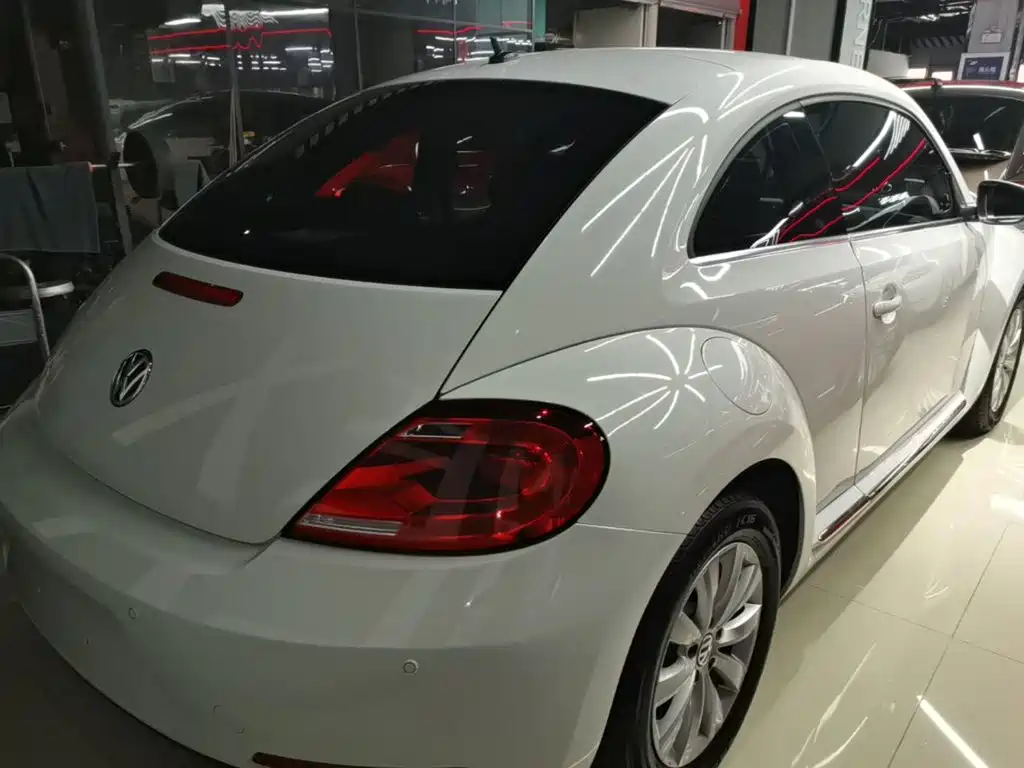 Volkswagen Beetle 2016