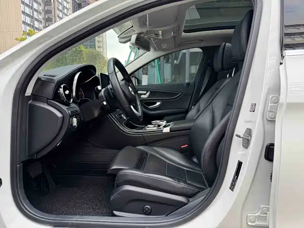 Mercedes-Benz C-Class 2018
