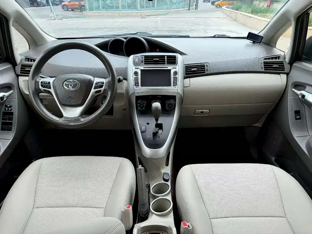 Toyota Verso 2013