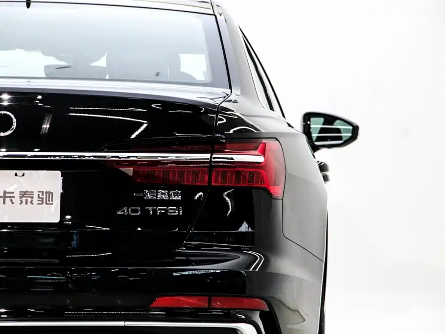 Audi A6L — фото 9