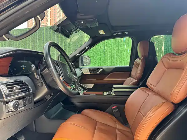 Lincoln Navigator 2020