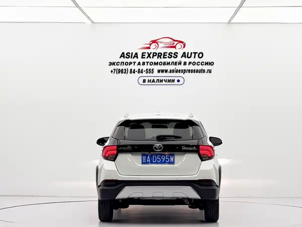 Toyota Yaris L 2022