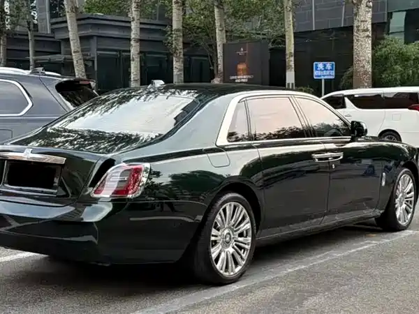 Rolls-Royce Ghost 2021