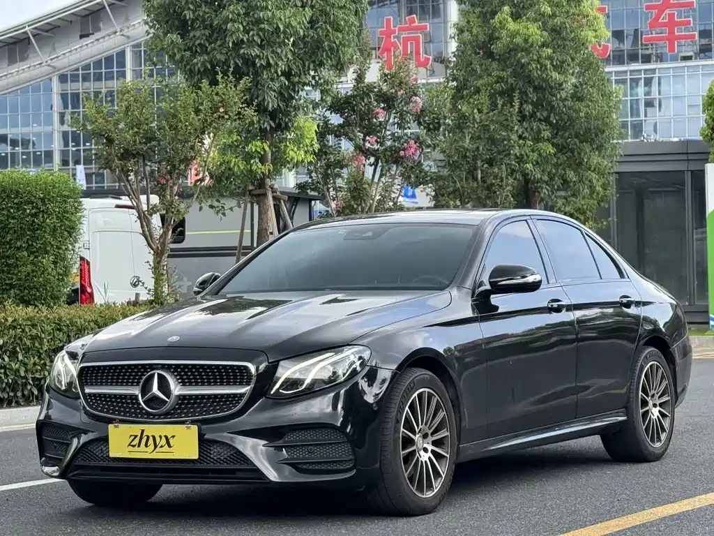 Mercedes-Benz E-Class 2018 — фото 1