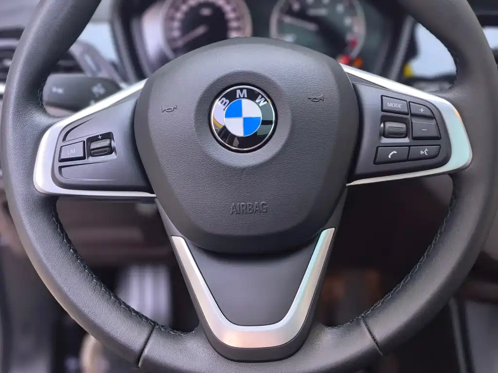 BMW X1 2022 — фото 21