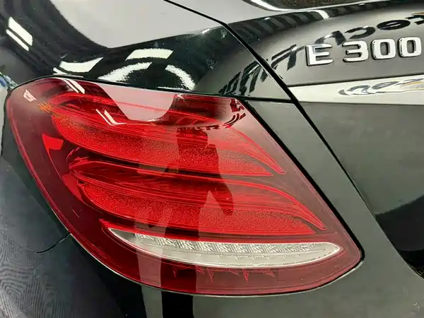 Mercedes-Benz E-Class 2017