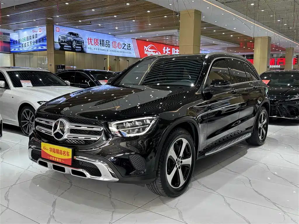 Mercedes-Benz GLC 2022 — фото 1