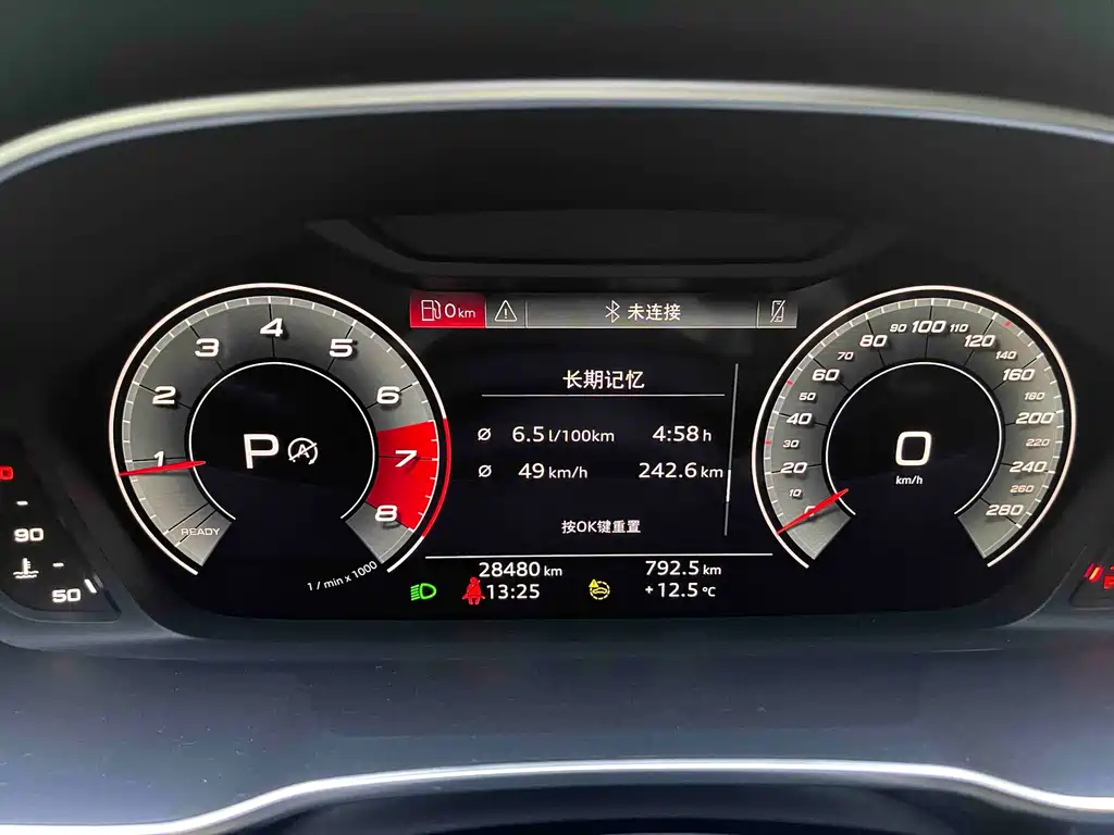 Audi Q3 2023 — фото 11