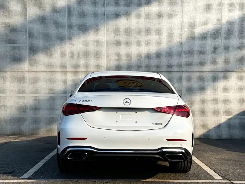 Mercedes-Benz C-Class 2023 — фото 6