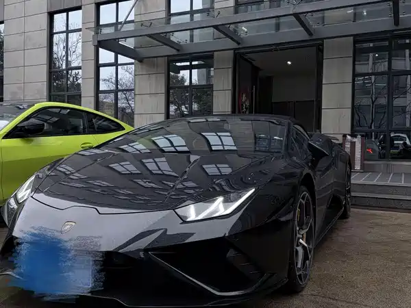 Lamborghini Huracan 2021
